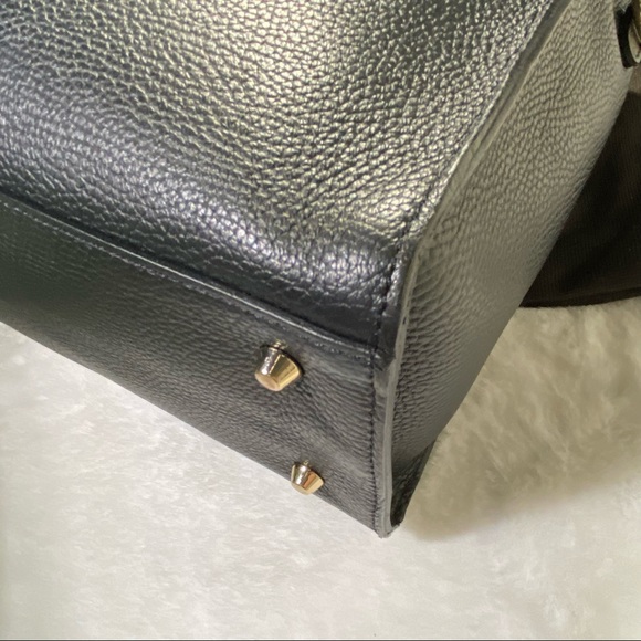 RARE! Hard to find! ROBERTO CAVALLI✖️ITALIAN BLK LEATHER TOTE 👜 Msrp: $1700! - Picture 14 of 14